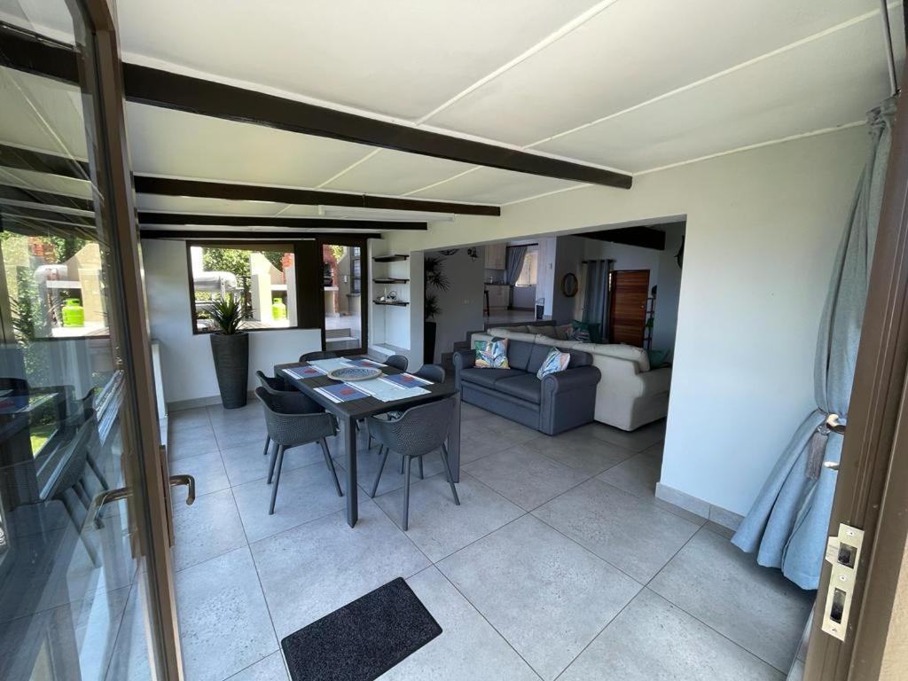 Billfish Apartments Ballito Eksteriør billede